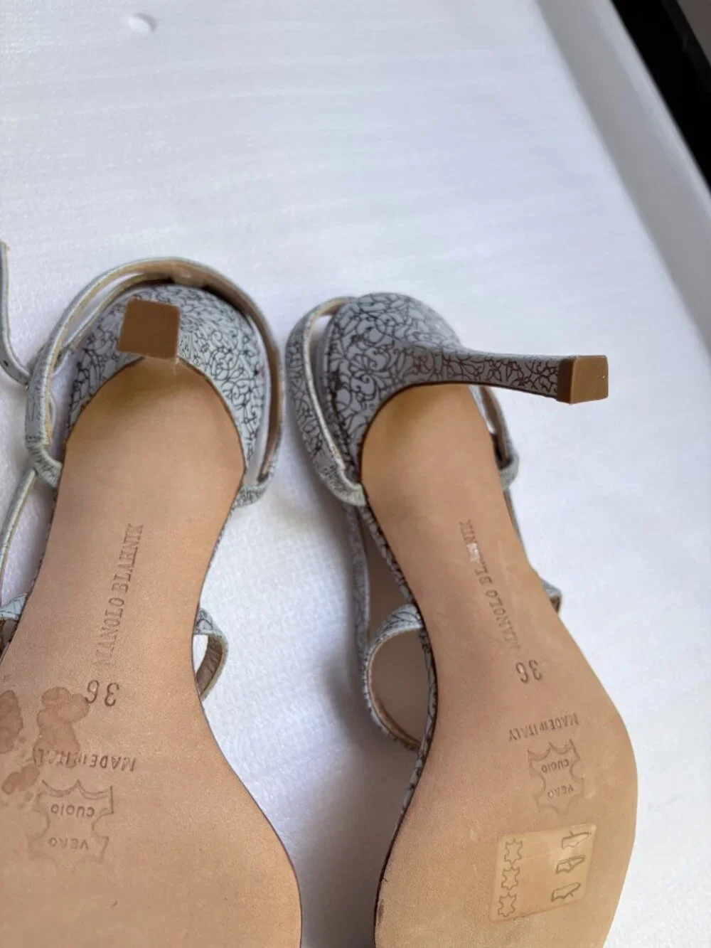 Manolo Blahnik Blue Gold Filigree Leather Strappy Heels EU 36